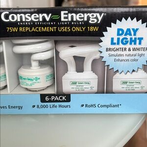 NWOT Daylight Energy Efficient Light Bulbs - 6 Pack